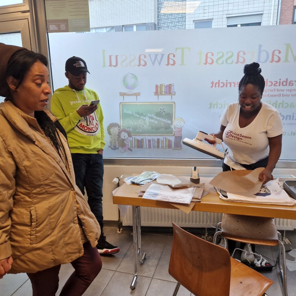 Familien in der Druckwerkstatt